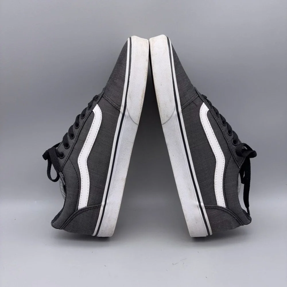Vans Ward Low Top Sneakers Men 9.5 Black Canvas Skate Classic Athleisure